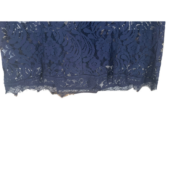 CABI NAVY BLUE LACE LONDON TOP #3073 SIZE MEDIUM - Picture 6 of 10